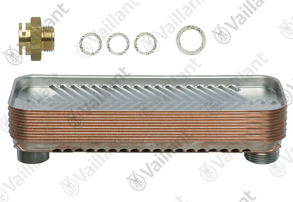 Vaillant Wärmetauscher mit einer rechteckigen Form und Rippenstruktur, versehen mit einem Anschluss und mehreren Dichtringen.
